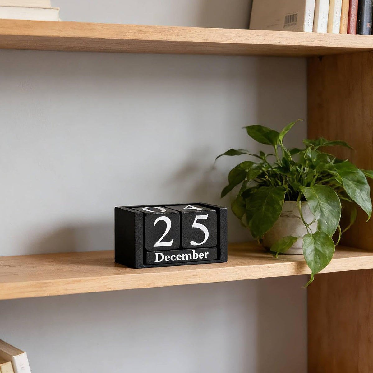 Notakia Black Wooden Block Calendar, Perpetual Desk Calendar, Stylish and Durable Block Calendar for Home and Office