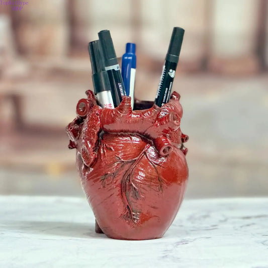 Gothic Anatomical Heart Design Resin Pen Holder - Freestanding Desk Organizer Tidy, High Material Quality Horror Enthusiast Decor, Distinctive Halloween Gift